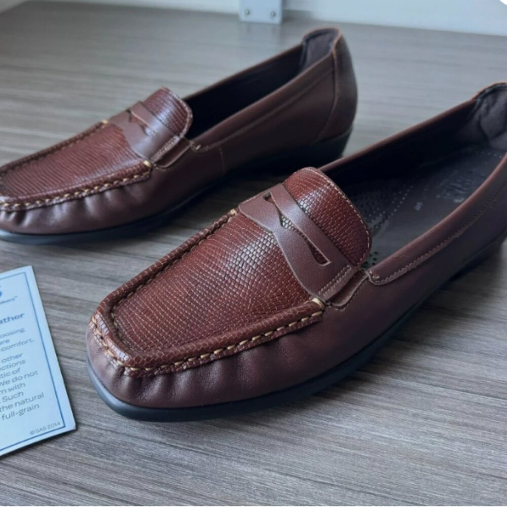 SAS Penny J Slip On Loafer Shoes Size 10M in Siena Brown, NWOT
